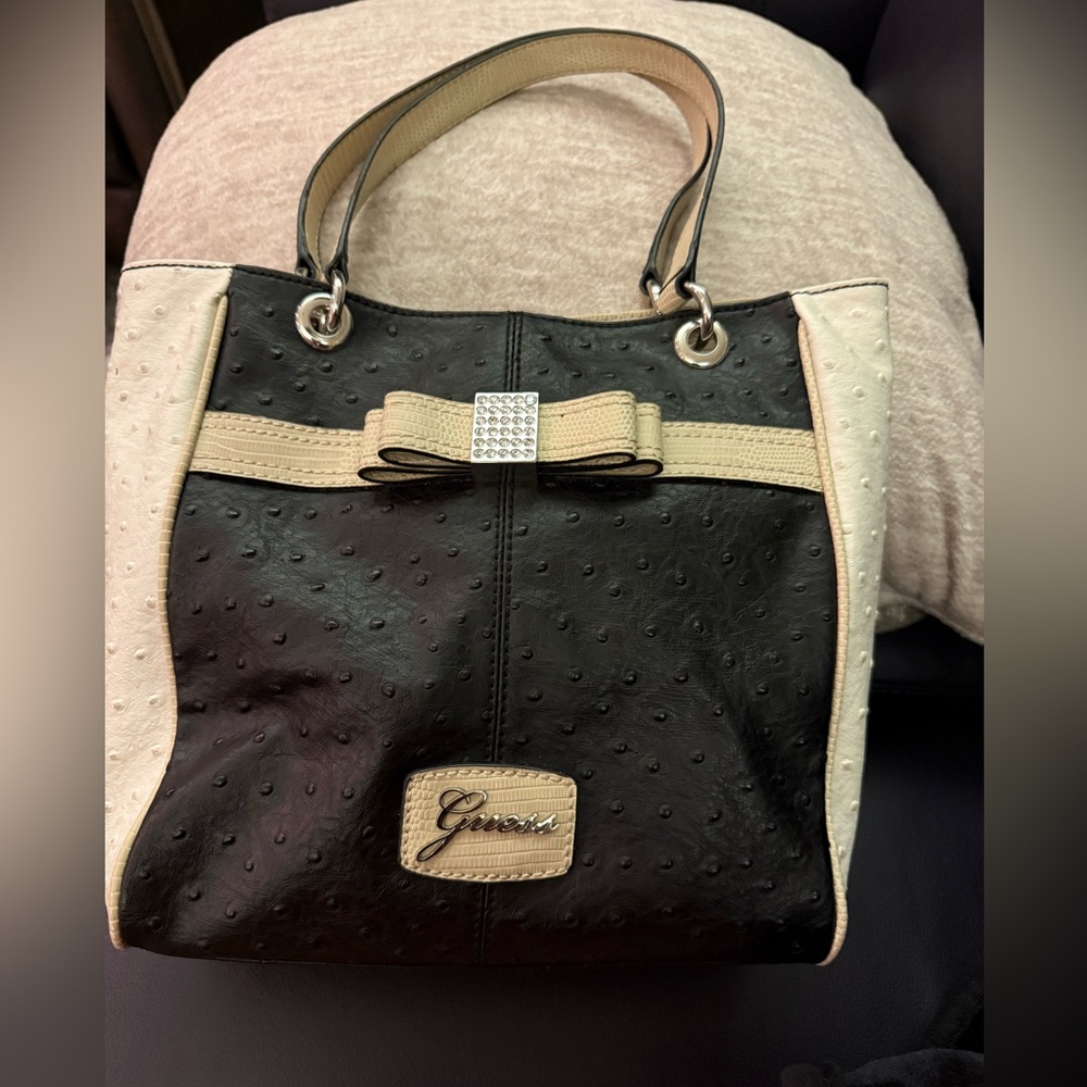 Vintage Y2K Guess Black and Cream Shoulder Bag with Bow Accent